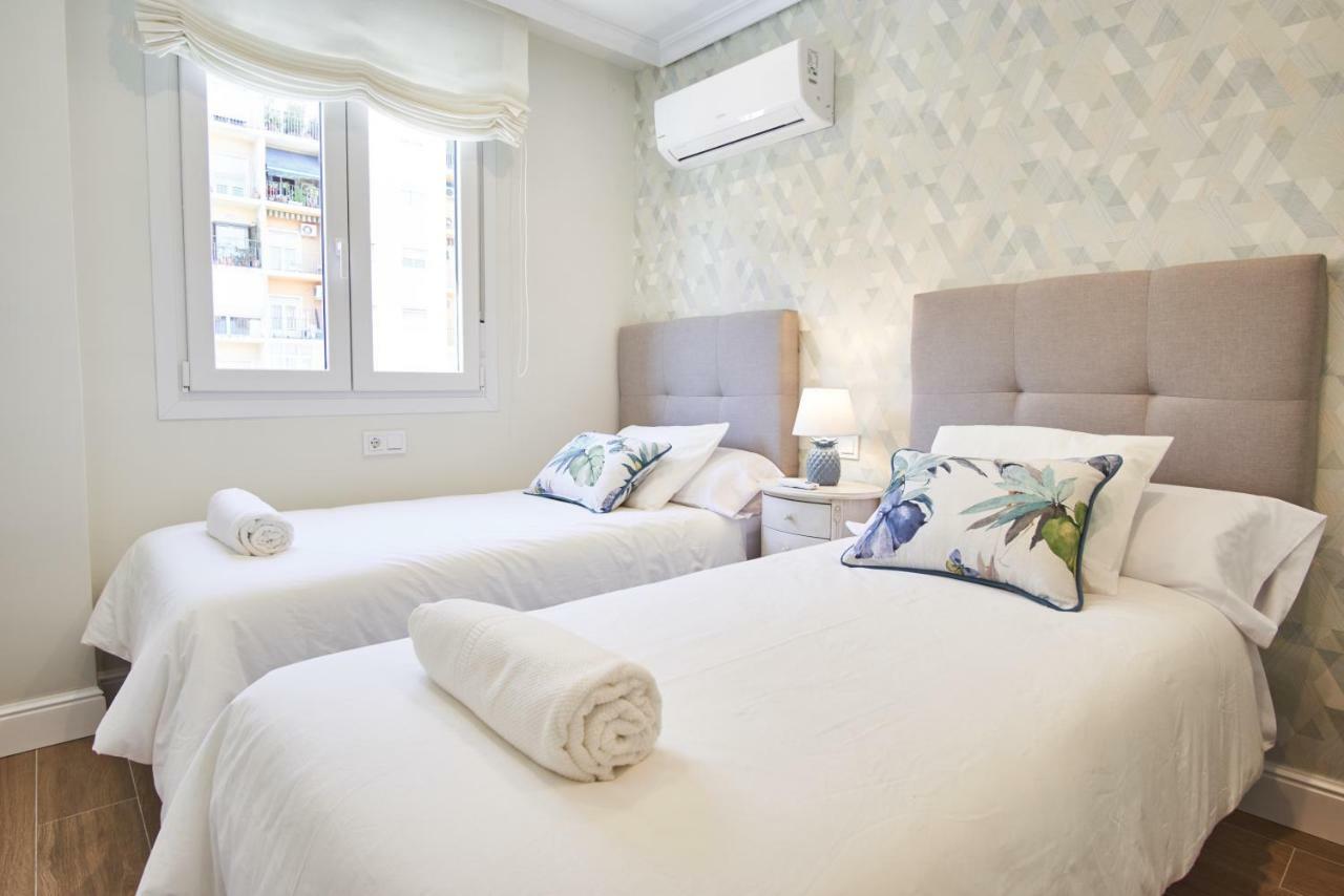 Arjona Riverside Central Deluxe By Valcambre Seville Ngoại thất bức ảnh