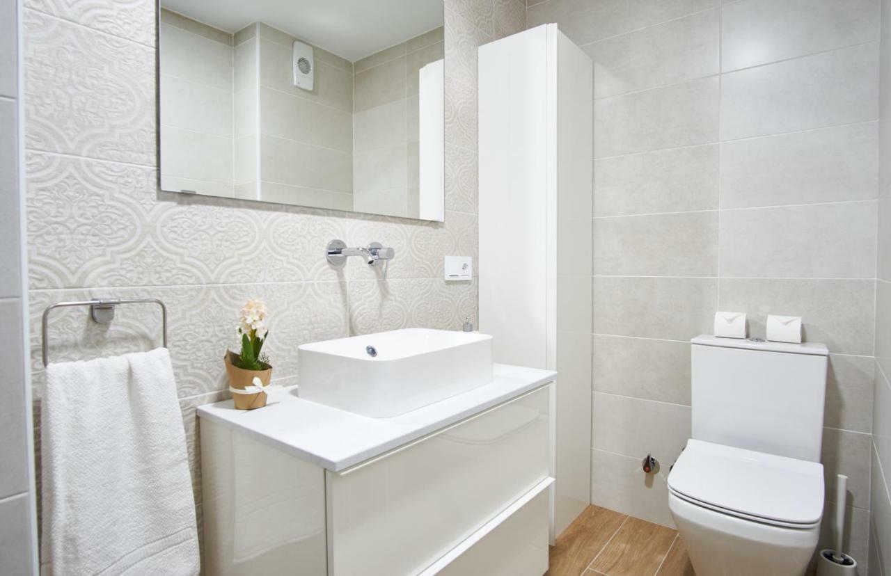 Arjona Riverside Central Deluxe By Valcambre Seville Ngoại thất bức ảnh